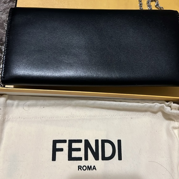 Fendi Roma - Picture 5 of 7